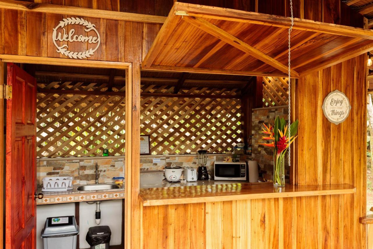 Bungalows Ache Cahuita Εξωτερικό φωτογραφία