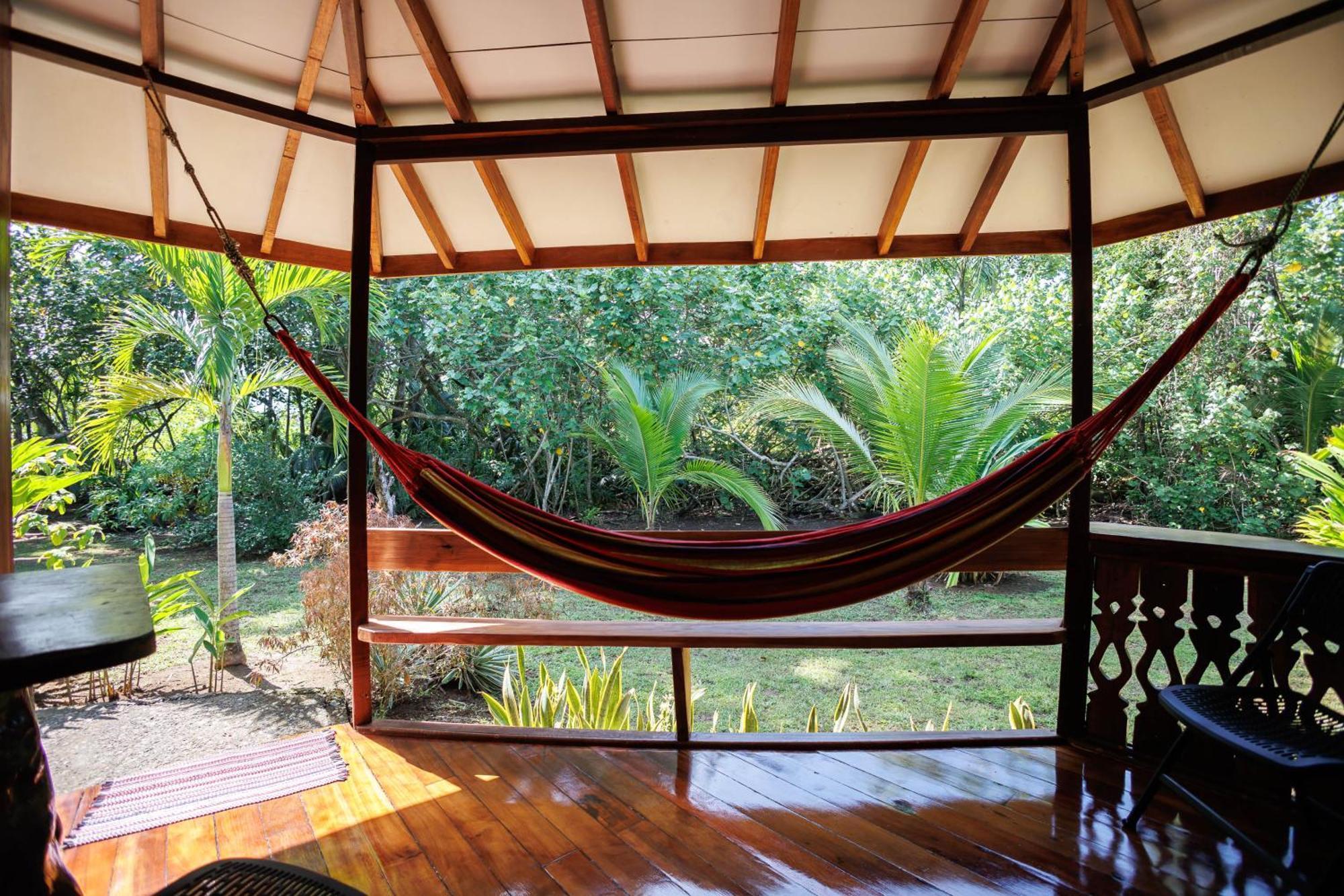 Bungalows Ache Cahuita Εξωτερικό φωτογραφία