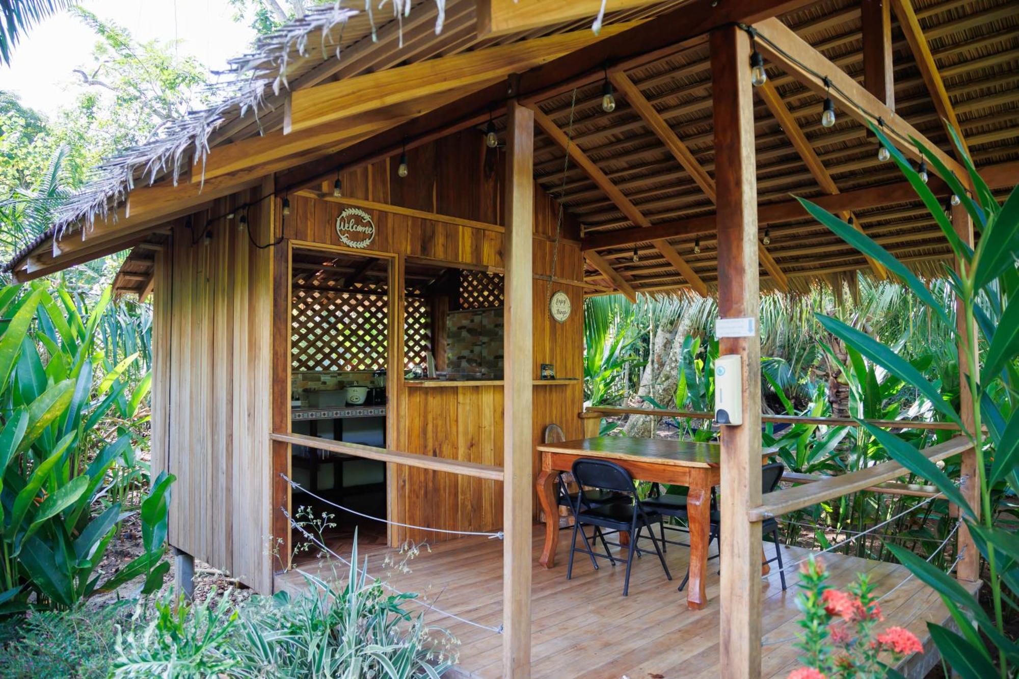 Bungalows Ache Cahuita Εξωτερικό φωτογραφία
