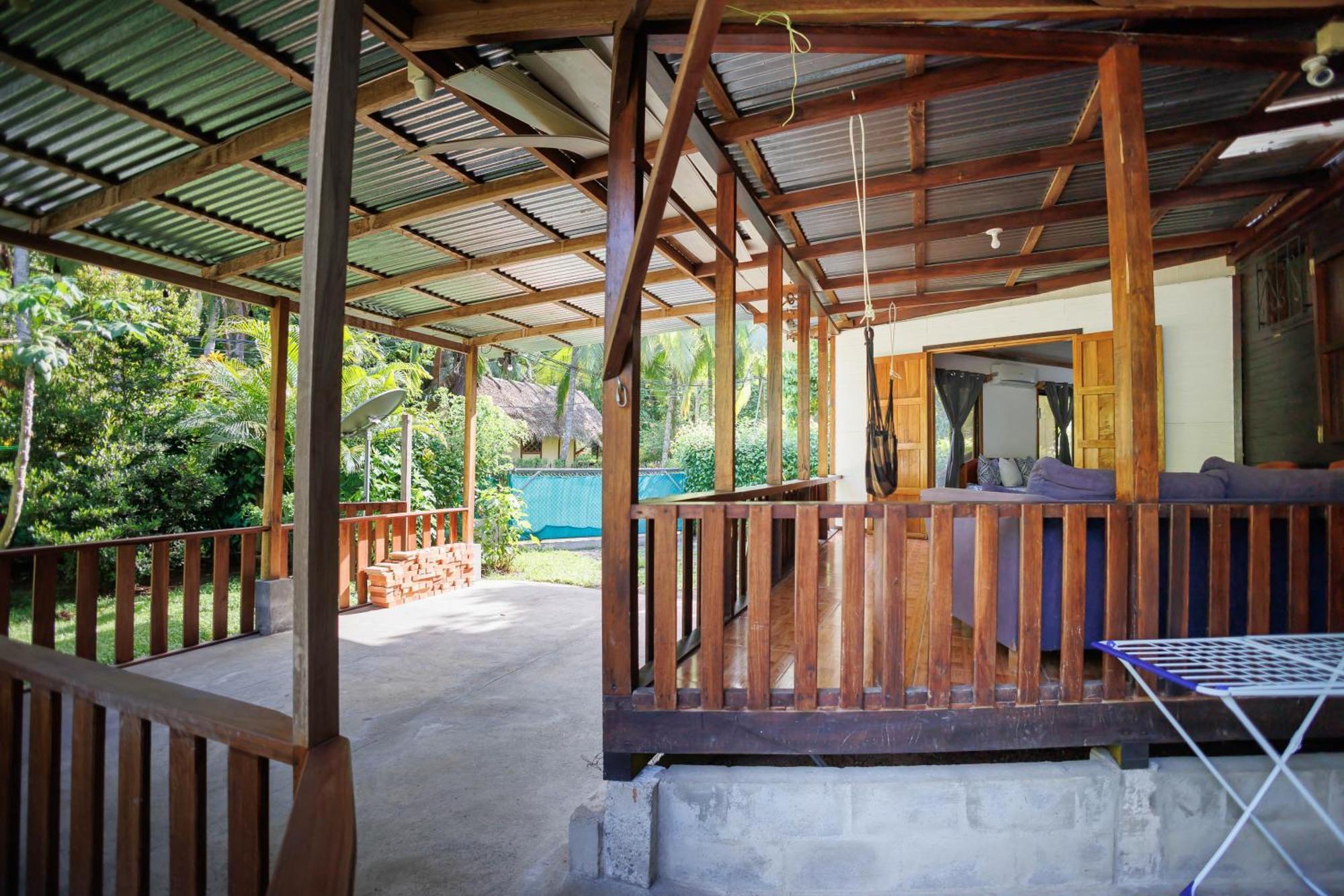 Bungalows Ache Cahuita Εξωτερικό φωτογραφία